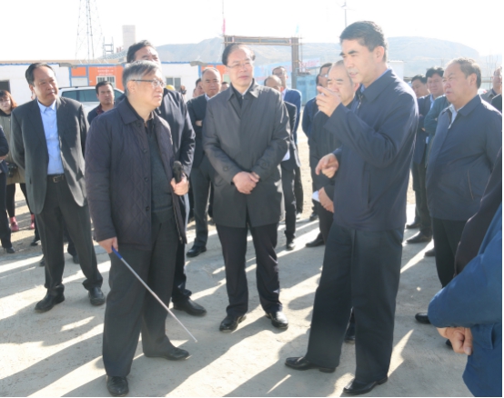 省委副書記、省長王建軍等領(lǐng)導(dǎo)一行視察海東工業(yè)園區(qū)臨空綜合經(jīng)濟(jì)園