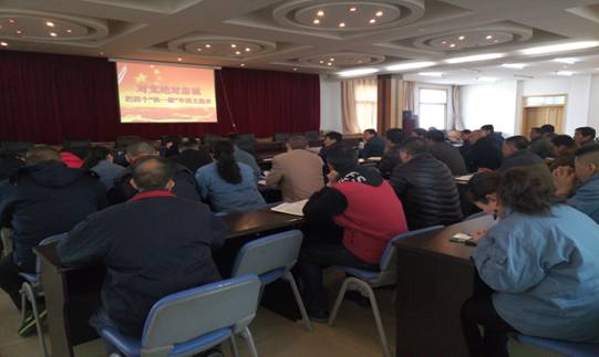 堅定信念 對黨忠誠，融會貫通 學(xué)以致用